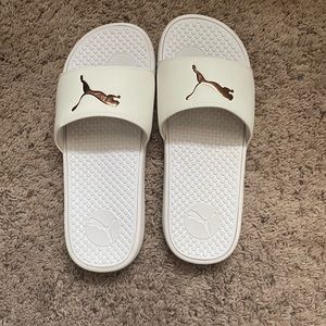 in great condition except the bottom